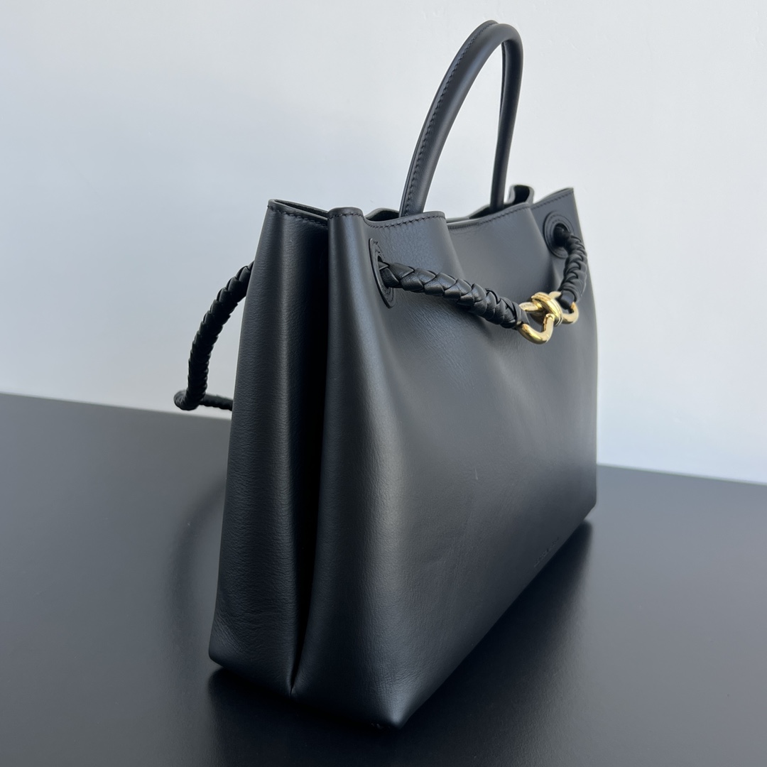 29d95d3984925aed4dae2a4d7976f1cd_1779265588_3565.jpg