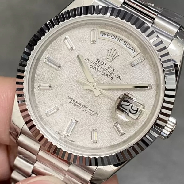 GM공장 롤렉스 데이데이트 운석 다이얼 바게트다이아 40mm V3(텅스텐 헤비 버전) 228239