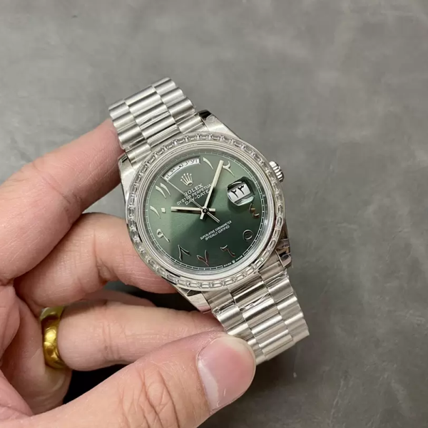 GM공장 롤렉스 데이데이트 그린 다이얼 아랍 다이아베젤 쥬빌레 40mm V3(텅스텐 헤비 버전) 228236