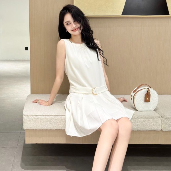 루이비통 24SS 신상 라운드 포인트 드레스 화이트