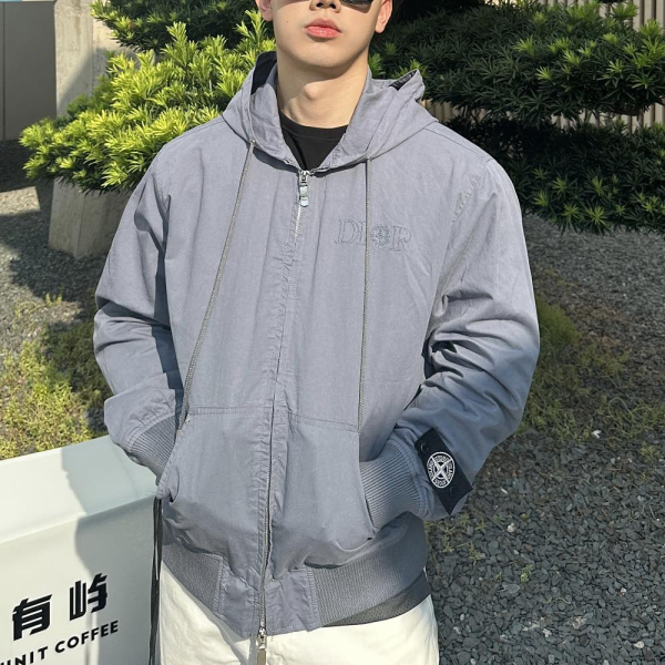 디올 X 스톤아일랜드 콜라보 후드 집업 자켓 그레이