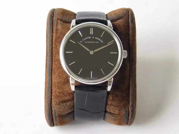 SV공장 랑에 운트 죄네 SAXONIA 레더 스트랩 드레스 워치 39mm 205.086